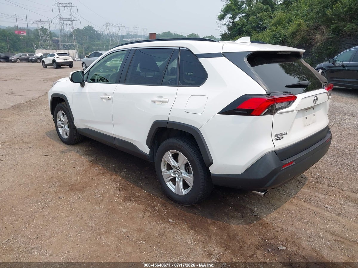 2019 TOYOTA RAV4 XLE — снимка 3
