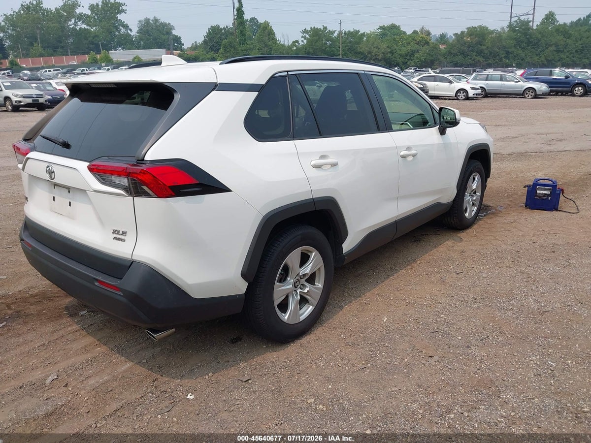 2019 TOYOTA RAV4 XLE — снимка 4