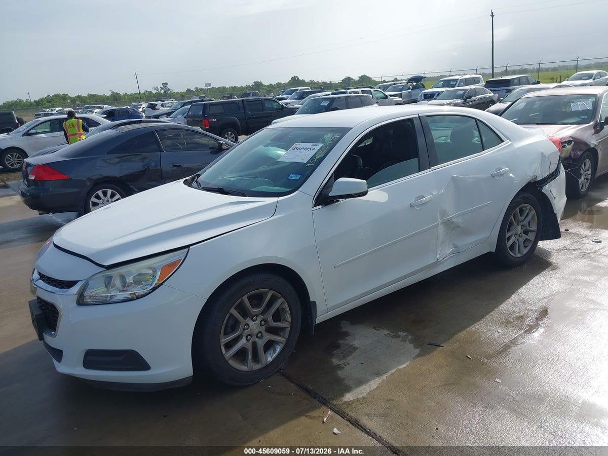 2015 CHEVROLET MALIBU 1LT — снимка 2