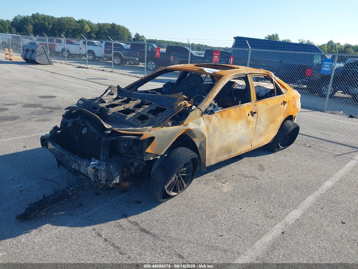 2016 TOYOTA CAMRY SE — снимка 2