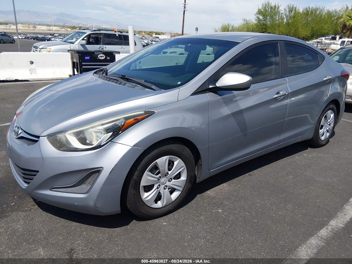 2016 HYUNDAI ELANTRA SE — снимка 2