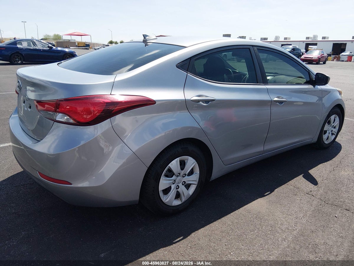 2016 HYUNDAI ELANTRA SE — снимка 4