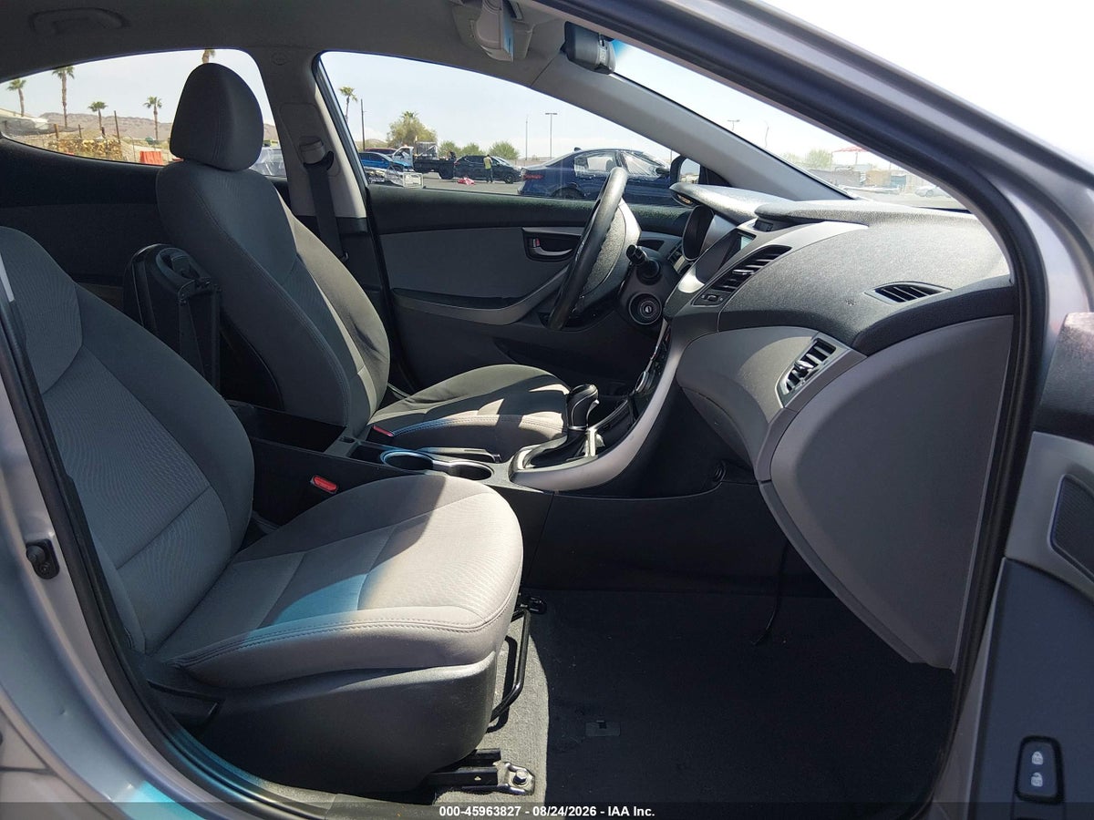2016 HYUNDAI ELANTRA SE — снимка 5