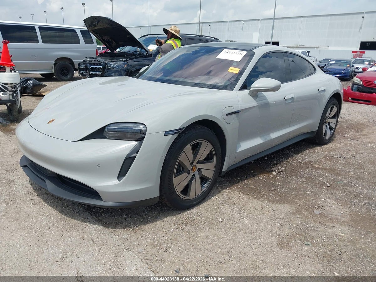 2022 PORSCHE TAYCAN — снимка 2
