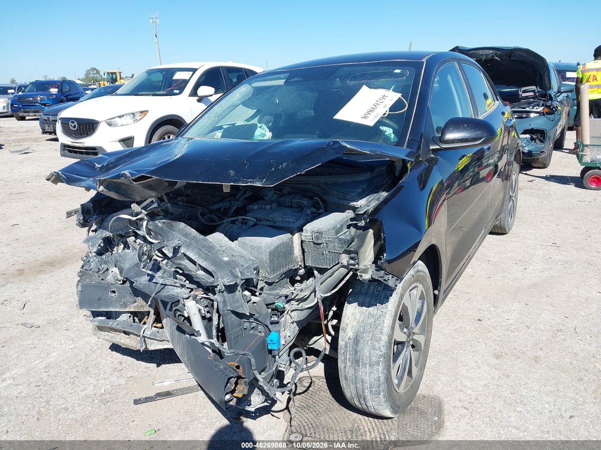 2023 KIA RIO 5-DOOR S — photo 2