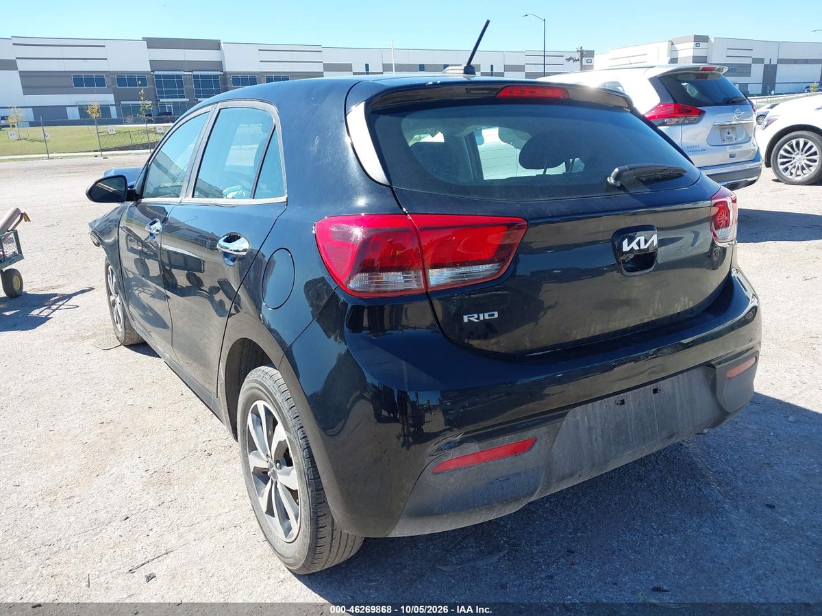 2023 KIA RIO 5-DOOR S — photo 3