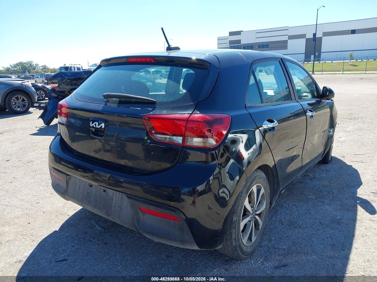 2023 KIA RIO 5-DOOR S — photo 4