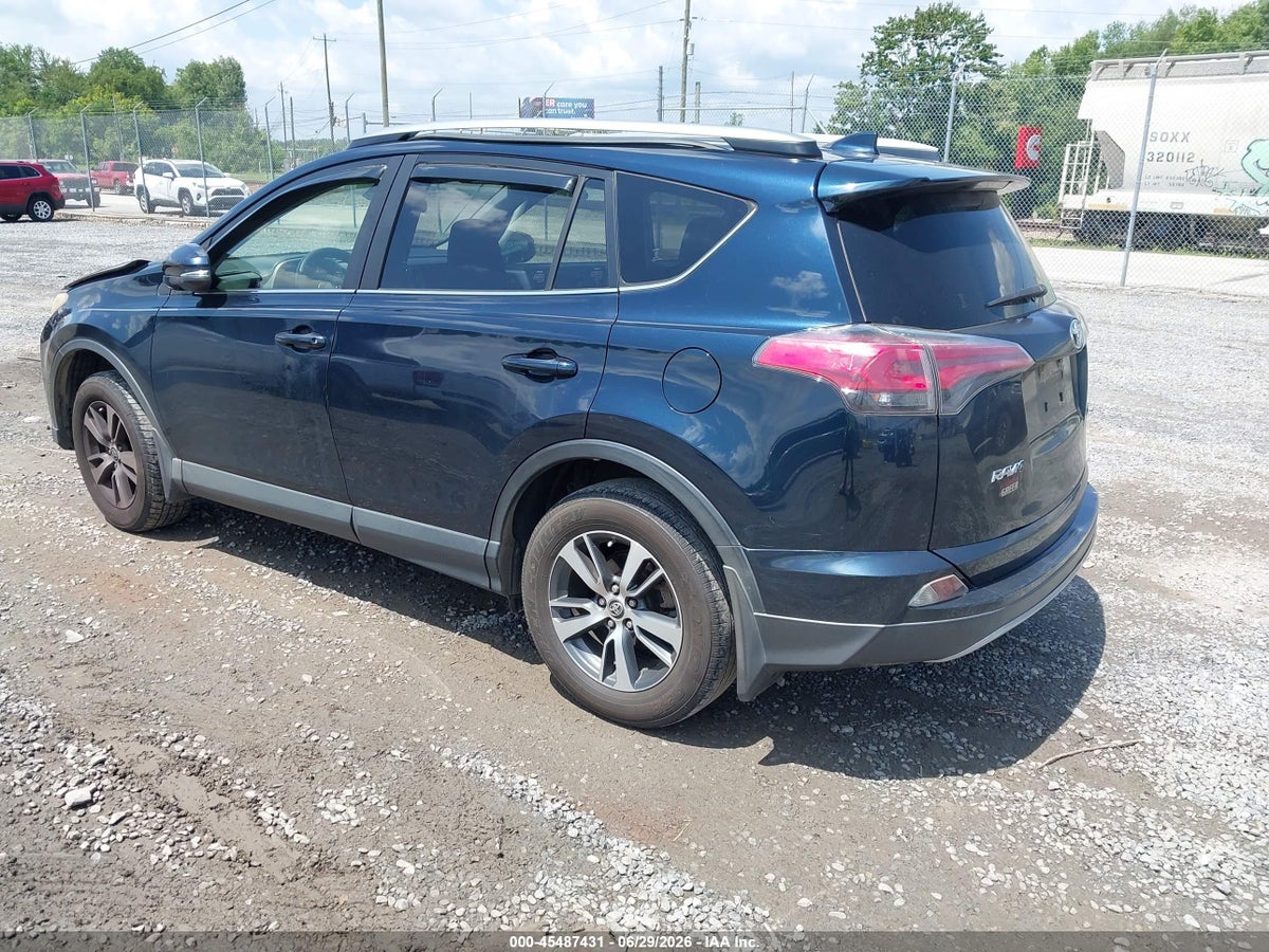 2017 TOYOTA RAV4 XLE — снимка 3