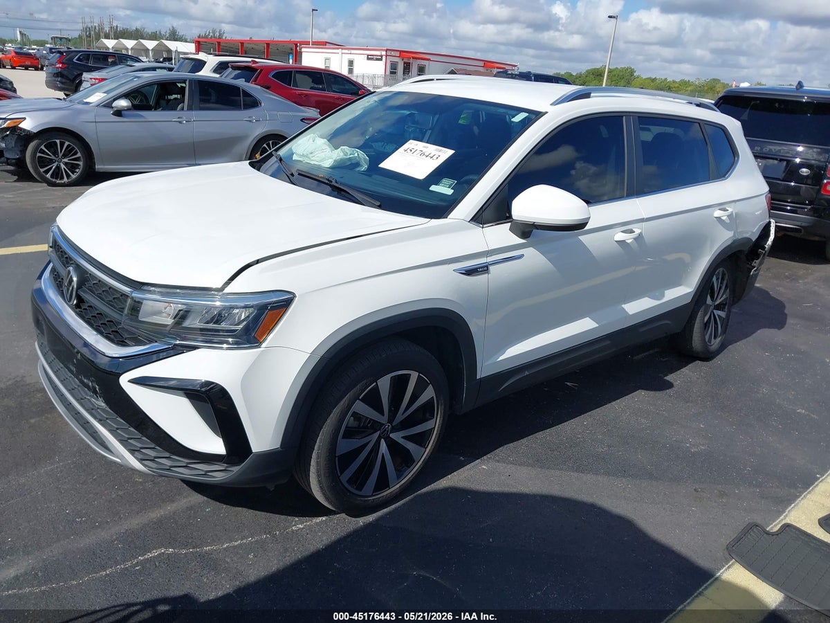 2022 VOLKSWAGEN TAOS 1.5T SE — снимка 2