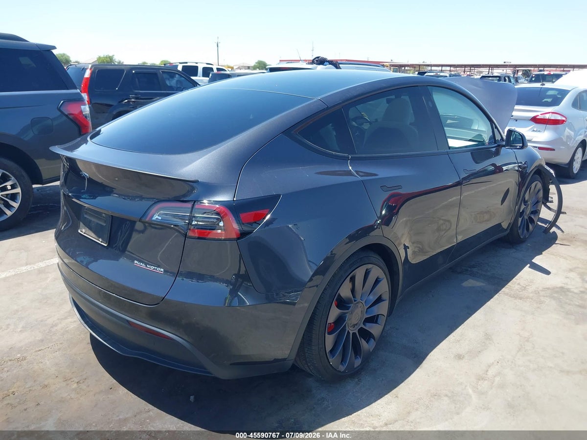 2025 TESLA MODEL Y PERFORMANCE DUAL MOTOR ALL-WHEEL DRIVE — снимка 4