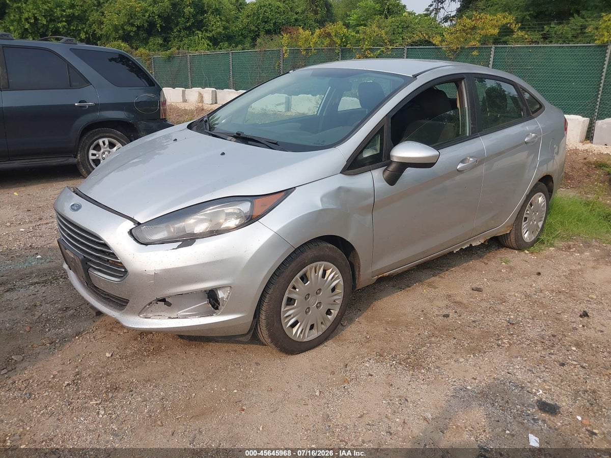 2015 FORD FIESTA S — снимка 2