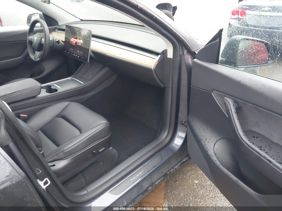 2022 TESLA MODEL Y PERFORMANCE DUAL MOTOR ALL-WHEEL DRIVE — снимка 5
