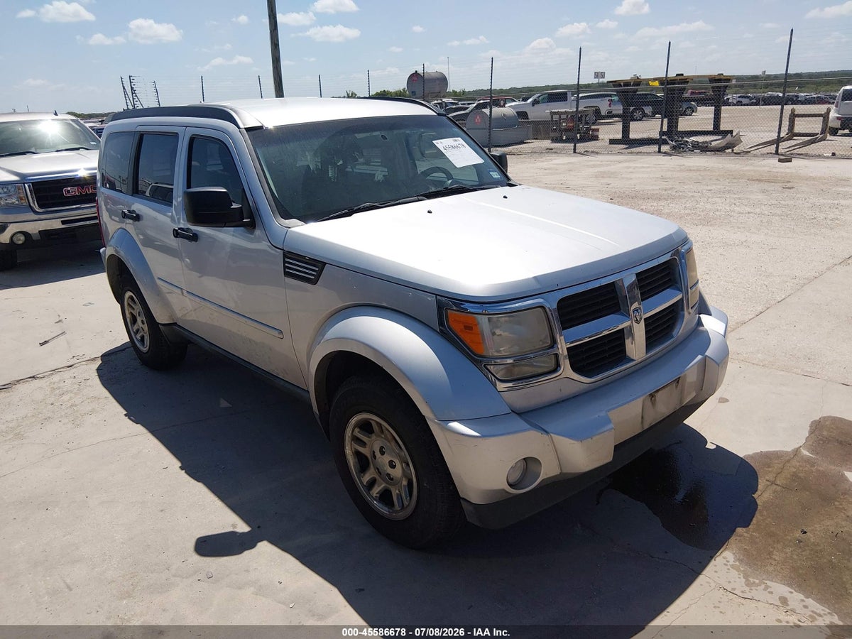 2011 DODGE NITRO SE