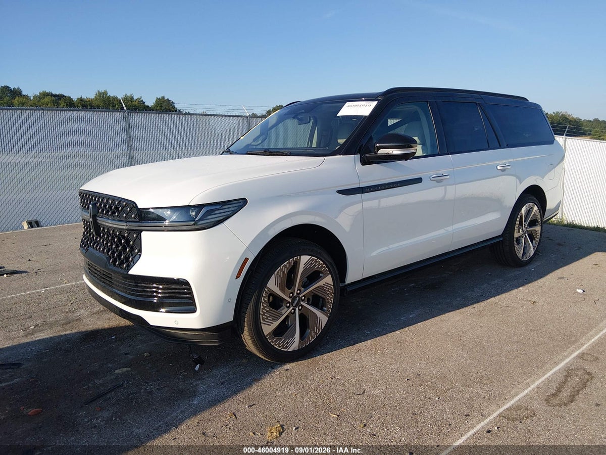 2025 LINCOLN NAVIGATOR BLACK LABEL L — снимка 2