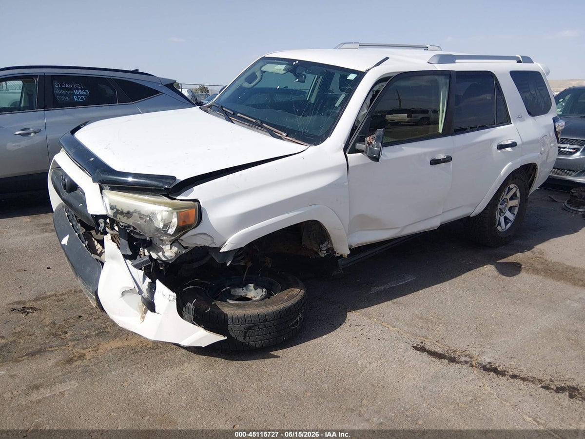 2014 TOYOTA 4RUNNER SR5 — снимка 2