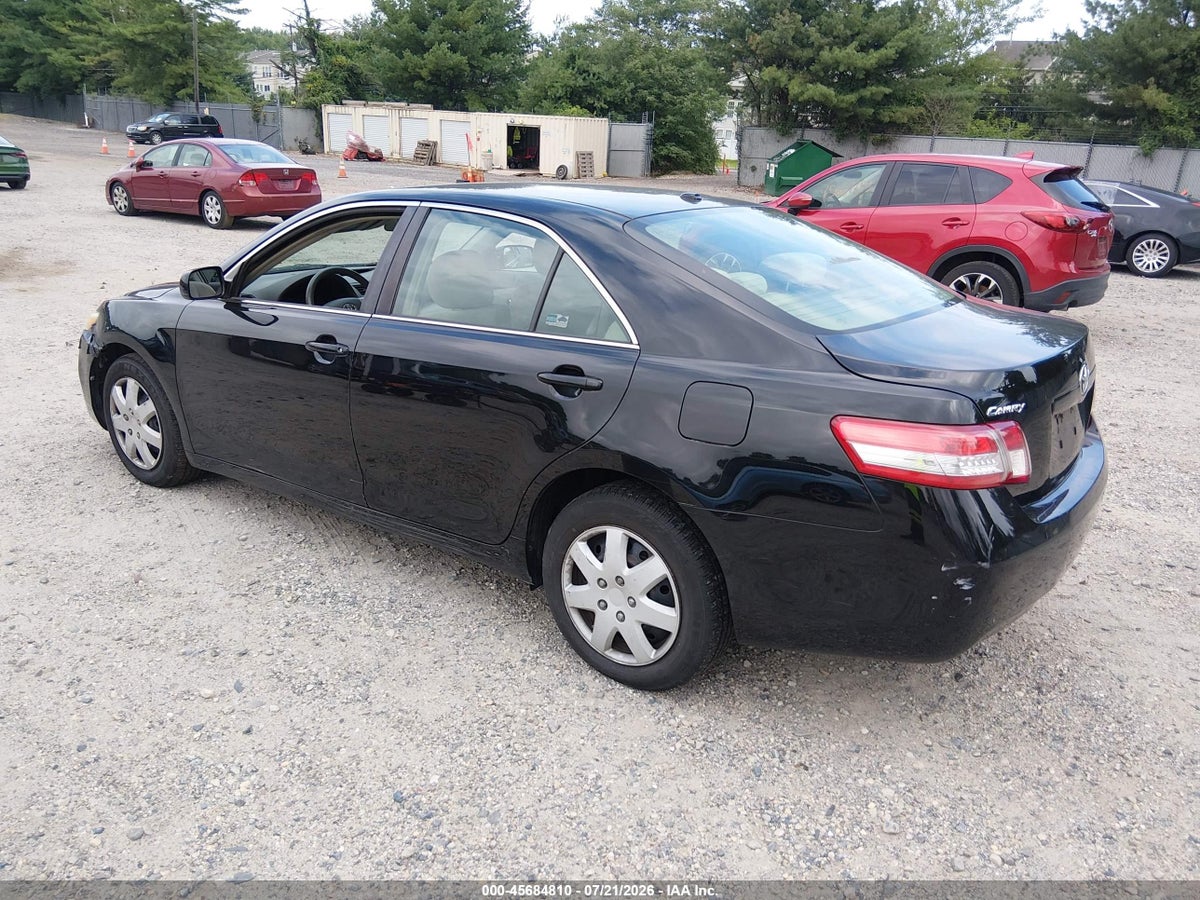 2011 TOYOTA CAMRY — снимка 3