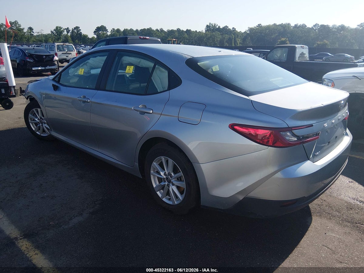 2026 TOYOTA CAMRY LE — снимка 3