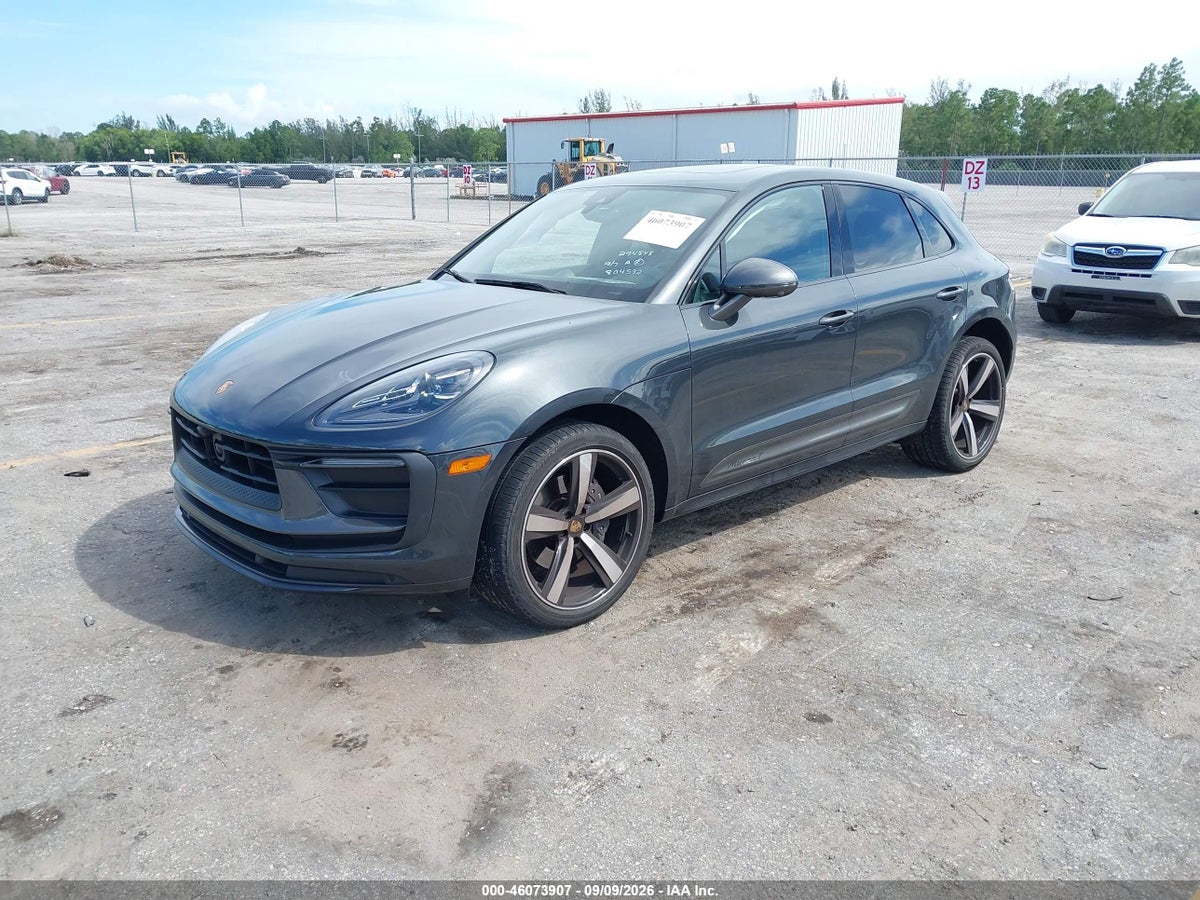 2024 PORSCHE MACAN T — снимка 2