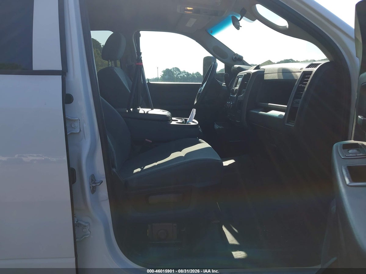 2017 RAM 3500 TRADESMAN 4X4 8' BOX — снимка 5