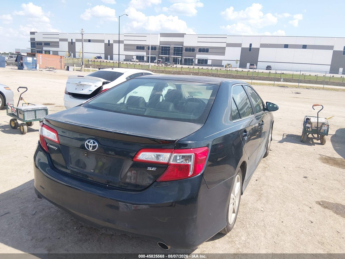2014 TOYOTA CAMRY SE — снимка 4
