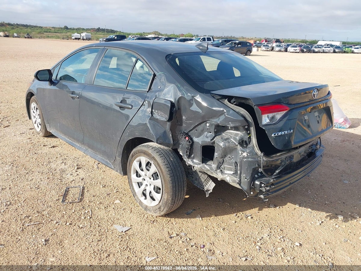 2026 TOYOTA COROLLA LE — снимка 3