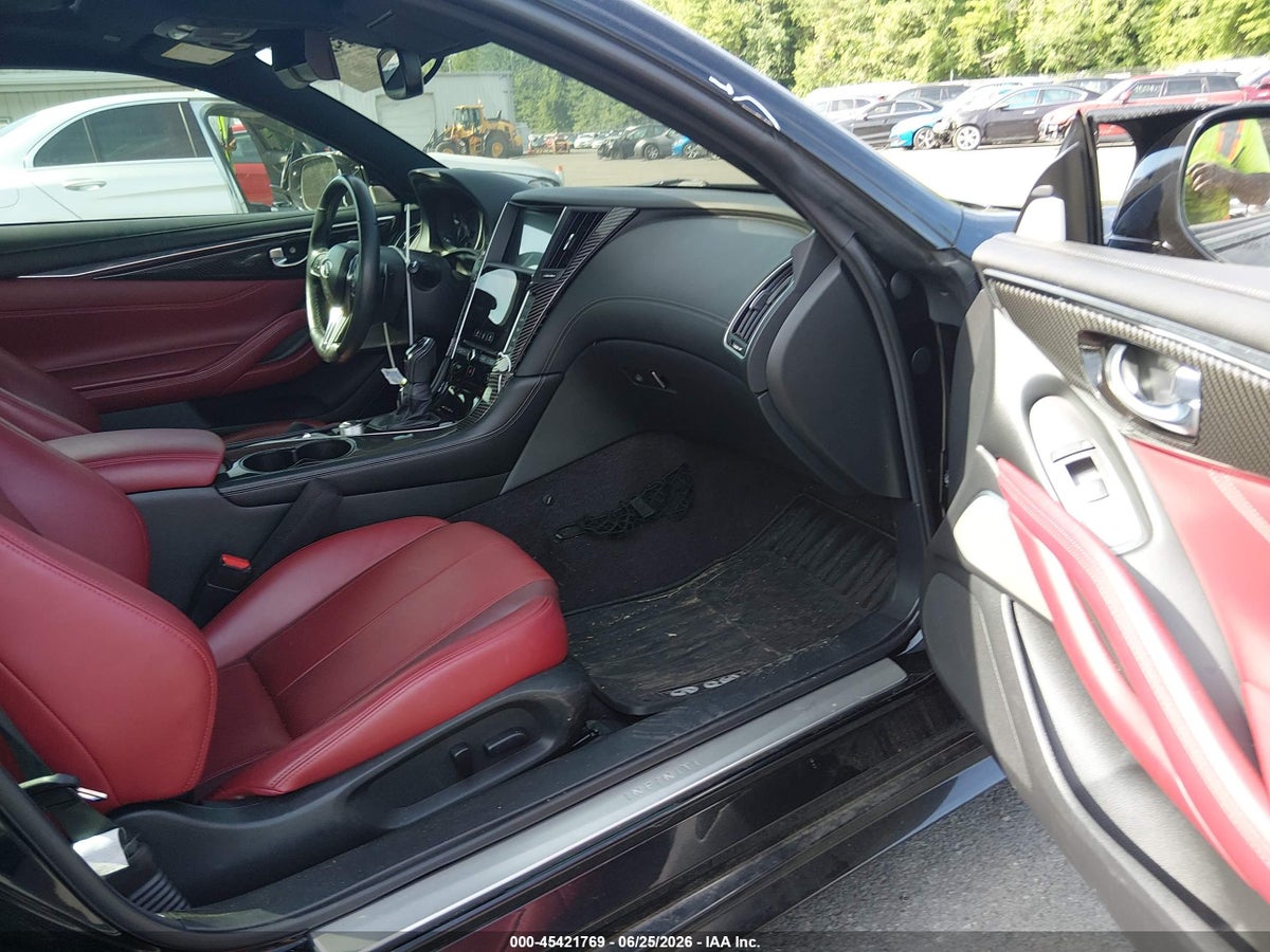 2019 INFINITI Q60 3.0T RED SPORT 400 — снимка 5