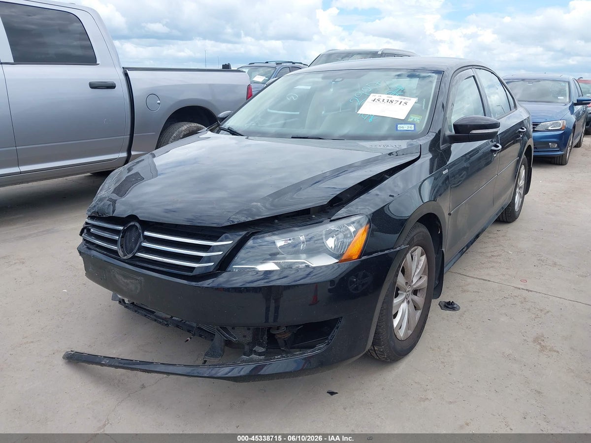 2013 VOLKSWAGEN PASSAT 2.5L WOLFSBURG EDITION — снимка 2