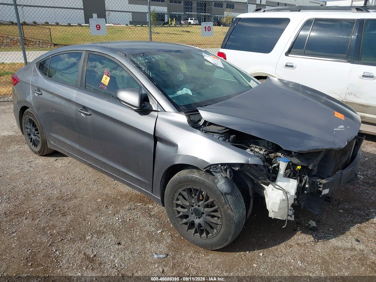 2018 HYUNDAI ELANTRA SE