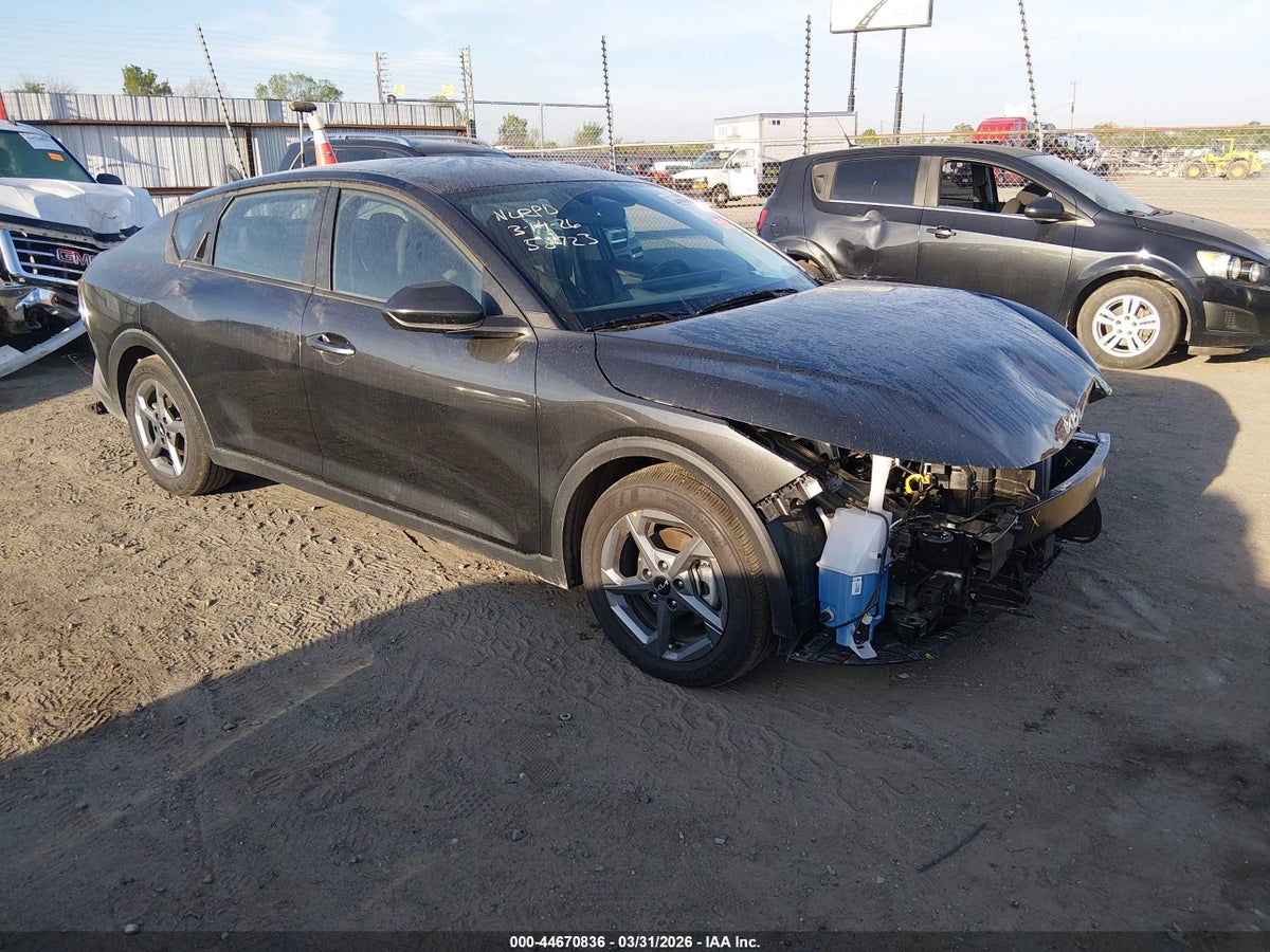 2025 KIA K4 LXS