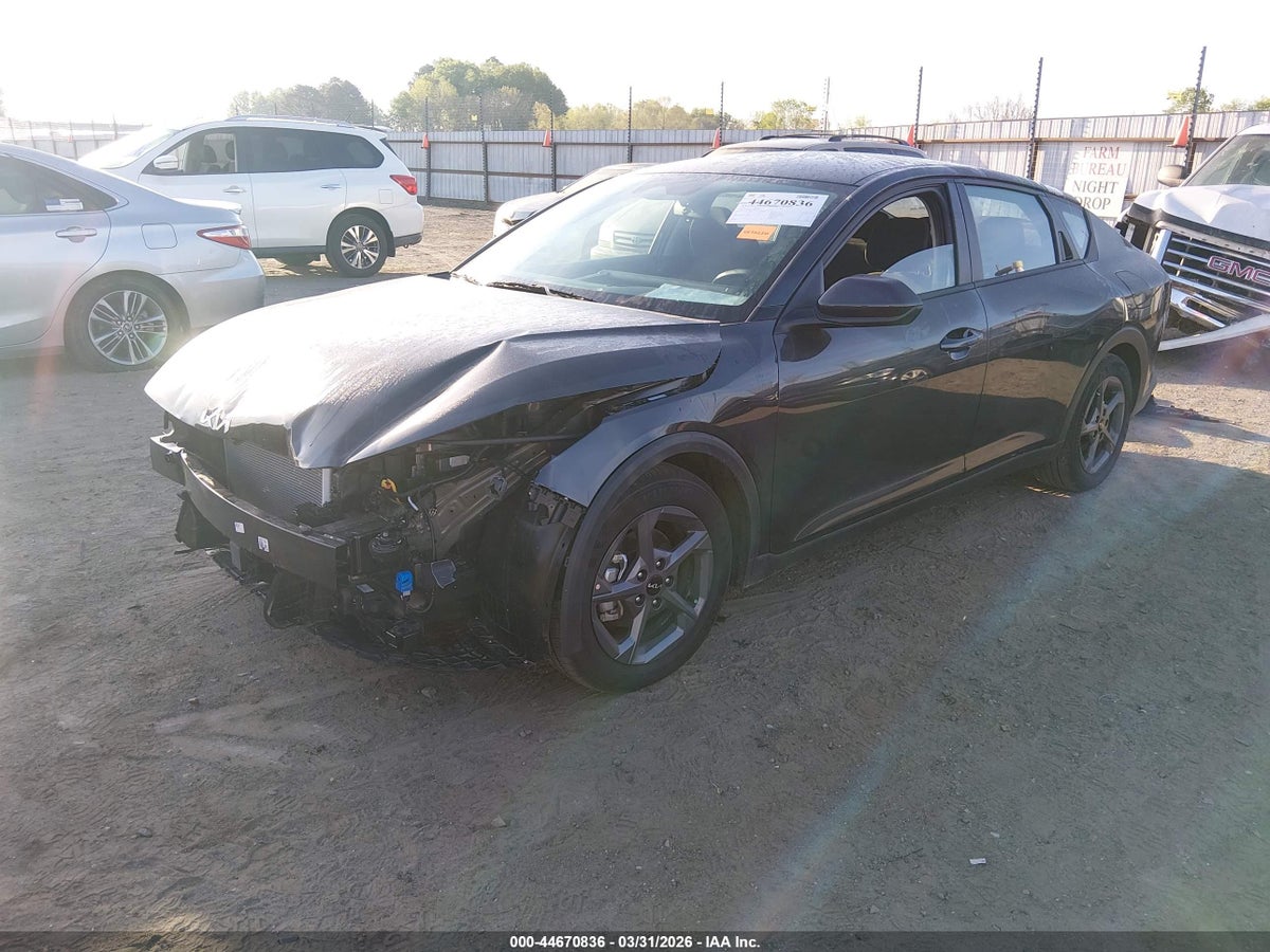 2025 KIA K4 LXS — снимка 2
