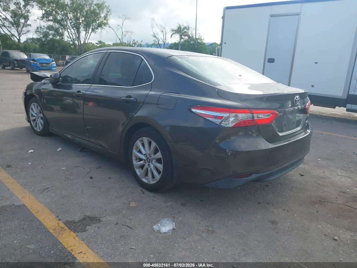 2018 TOYOTA CAMRY LE — снимка 3