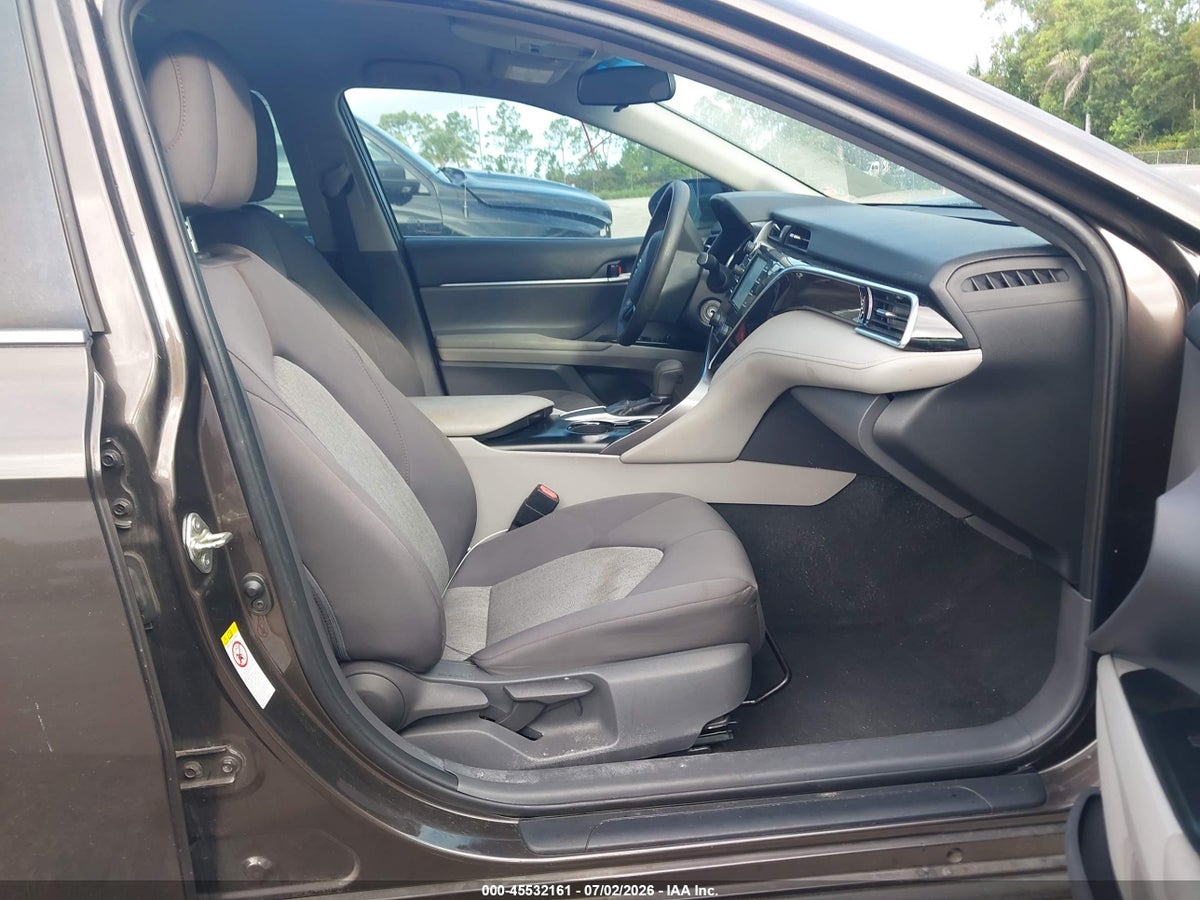 2018 TOYOTA CAMRY LE — снимка 5