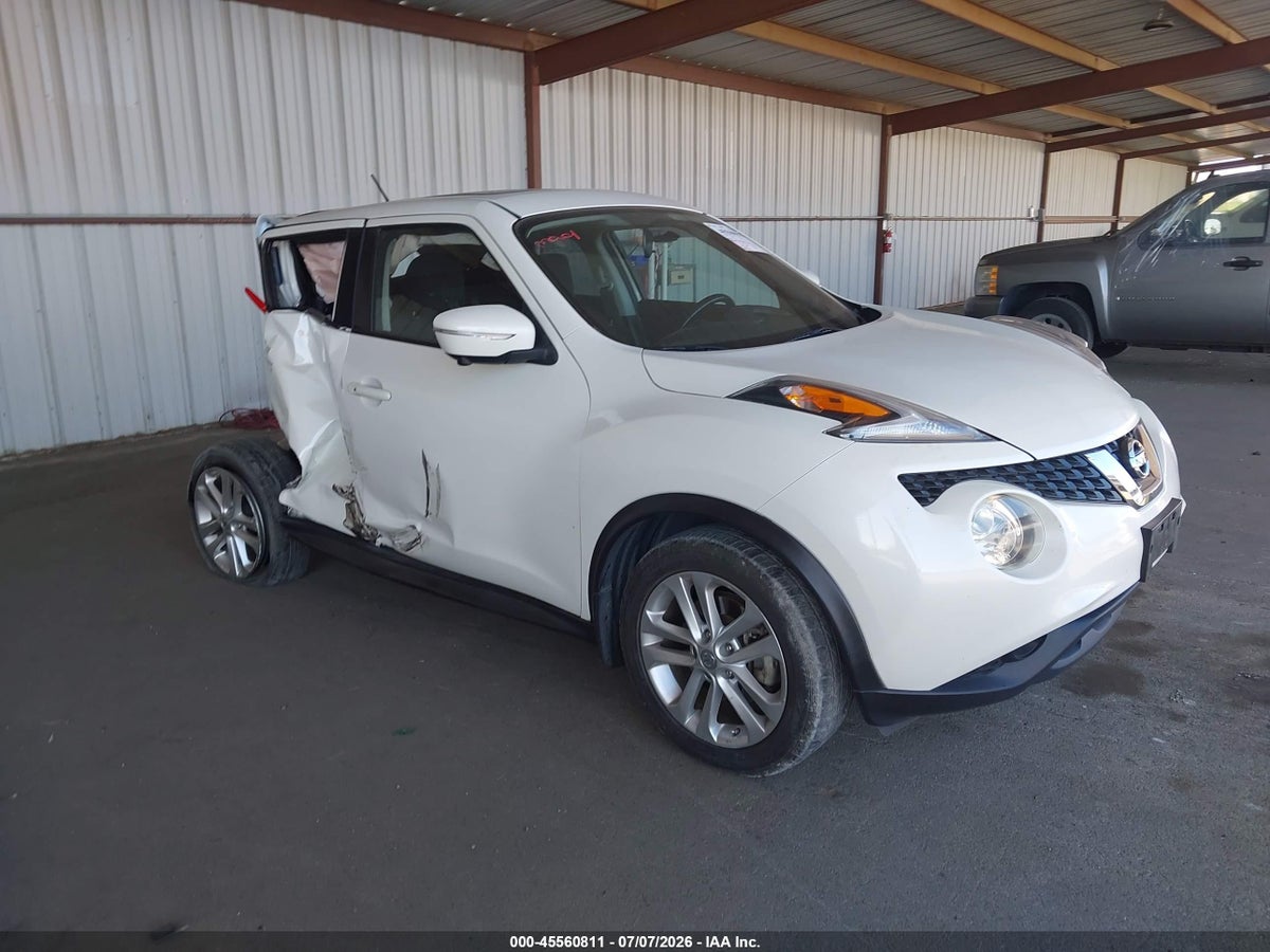 2016 NISSAN JUKE SV