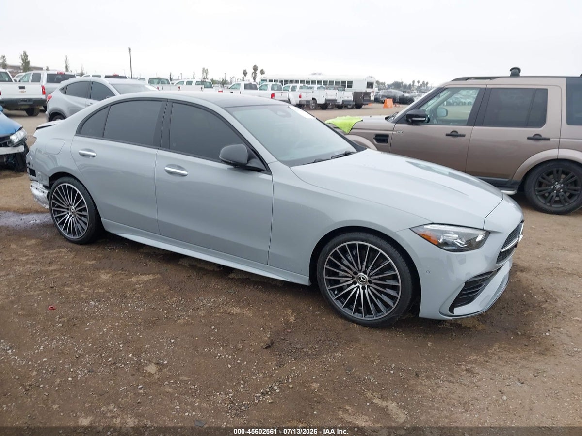 2025 MERCEDES-BENZ C 300