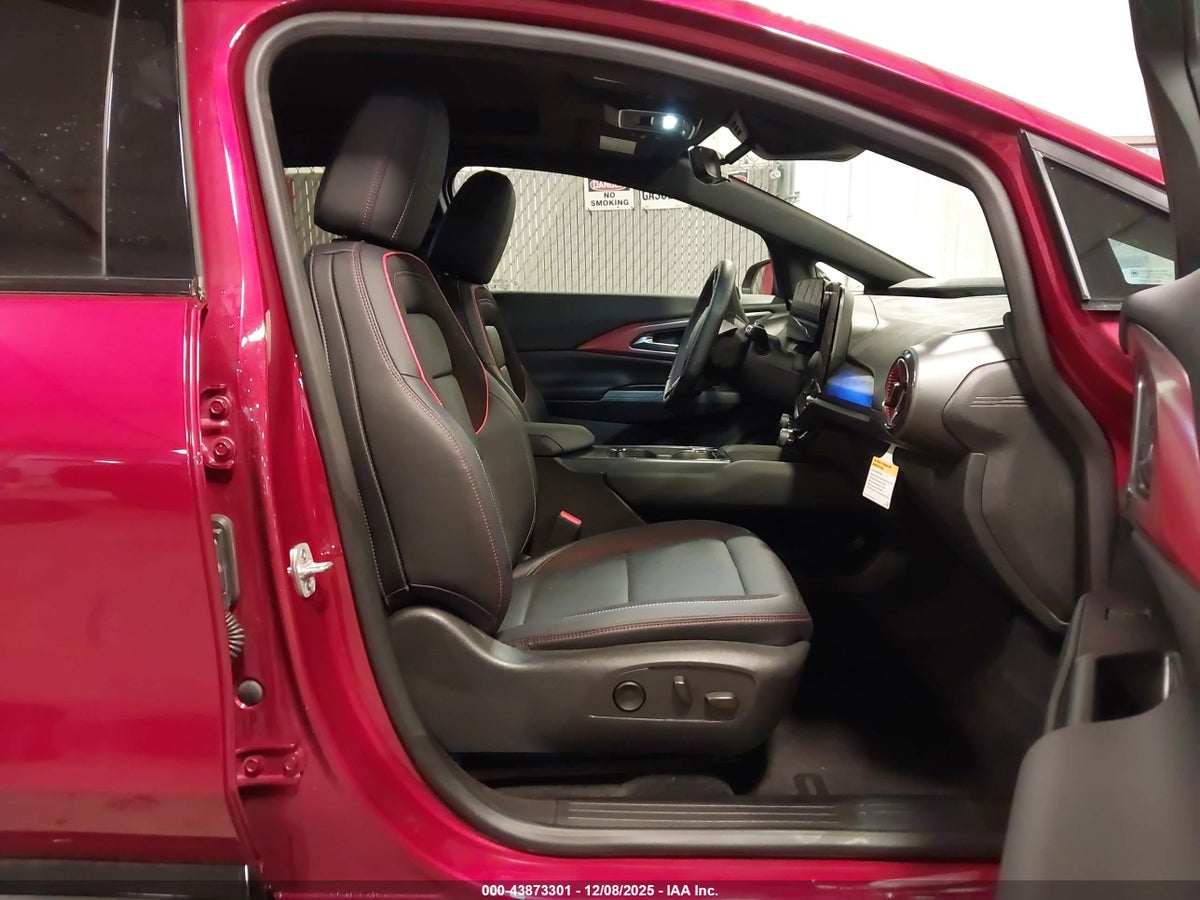 2025 CHEVROLET EQUINOX EV RS — снимка 5