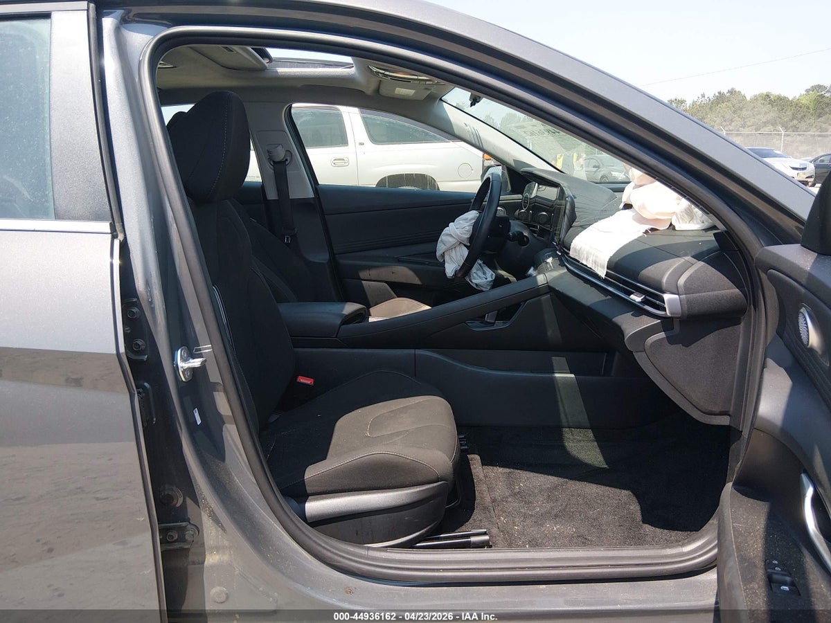 2025 HYUNDAI ELANTRA SEL CONVENIENCE — снимка 5
