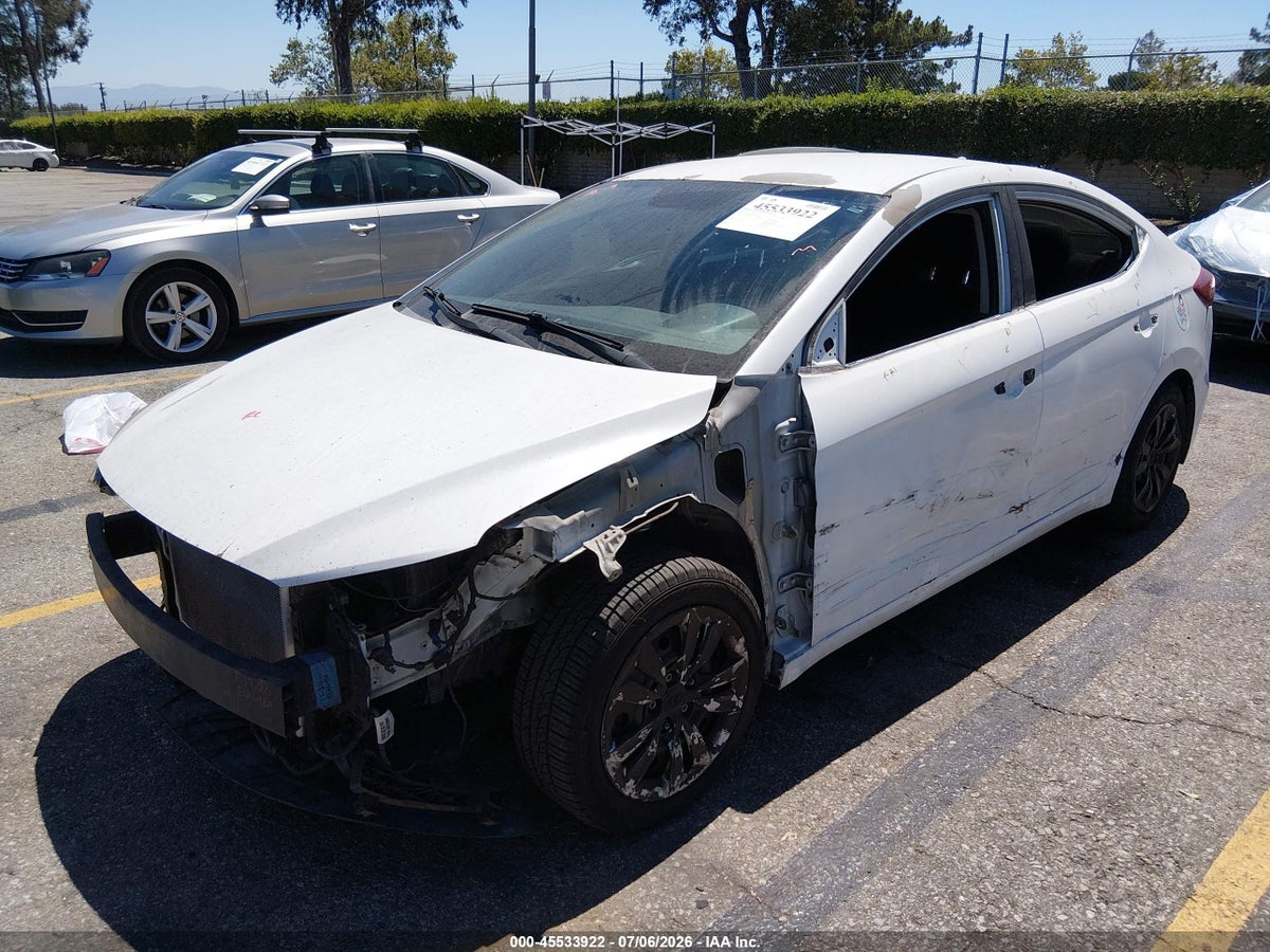 2018 HYUNDAI ELANTRA SEL — снимка 2