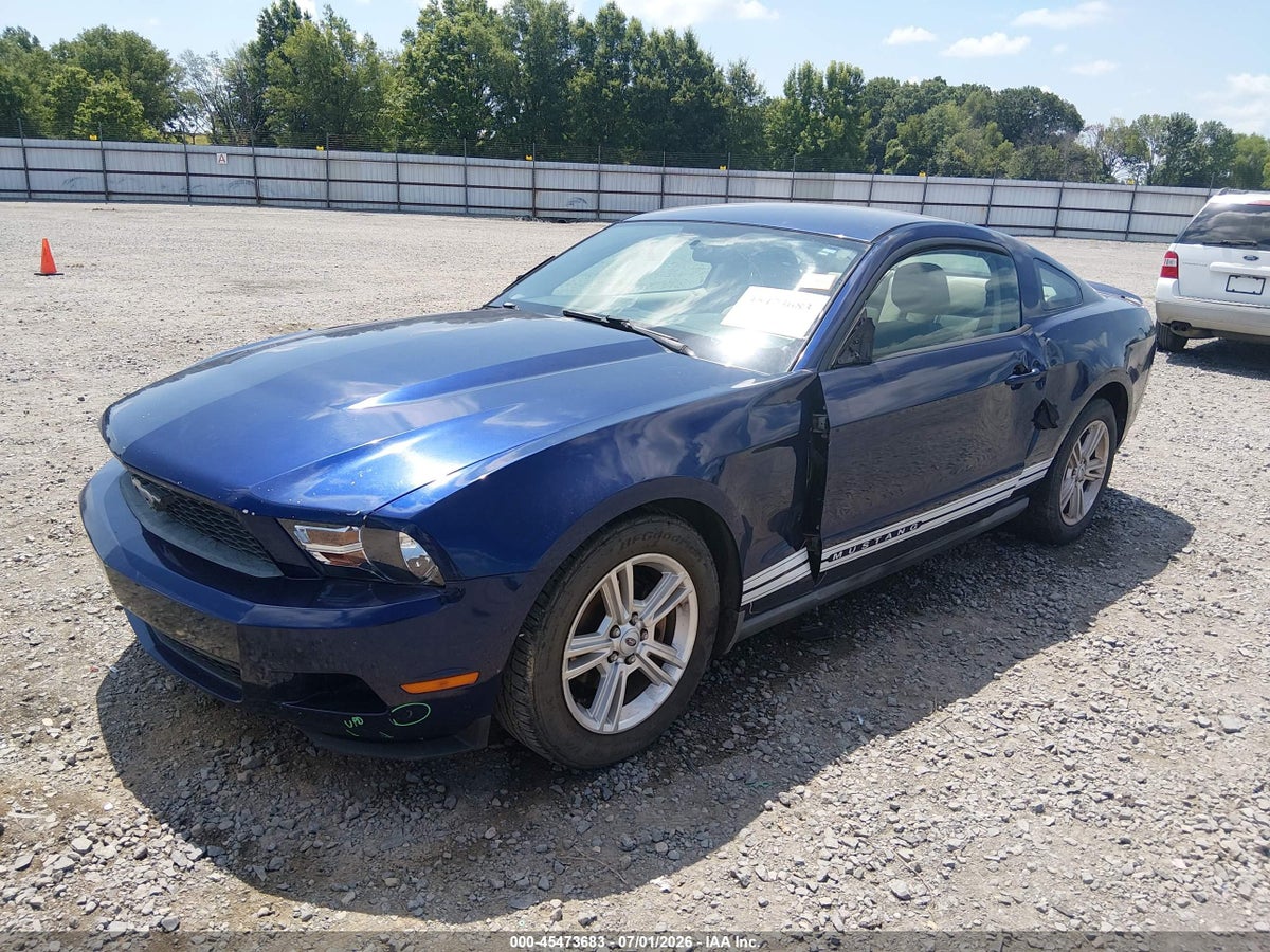 2010 FORD MUSTANG V6/V6 PREMIUM — снимка 2