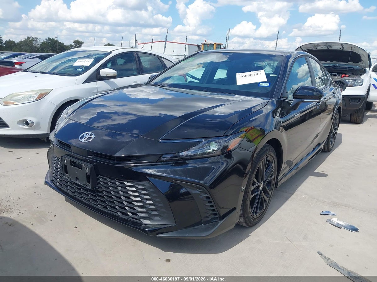 2026 TOYOTA CAMRY SE — снимка 2