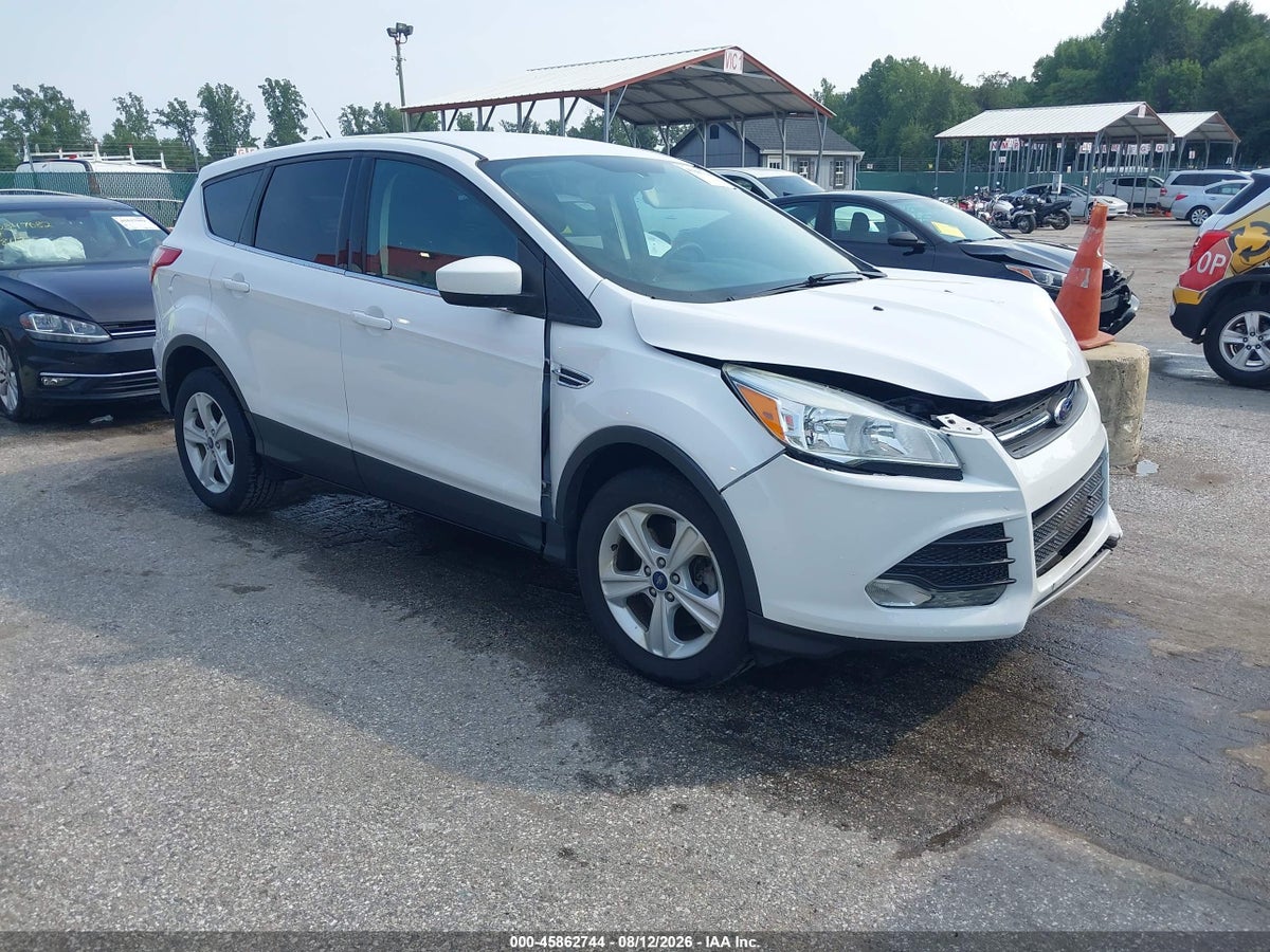 2016 FORD ESCAPE SE