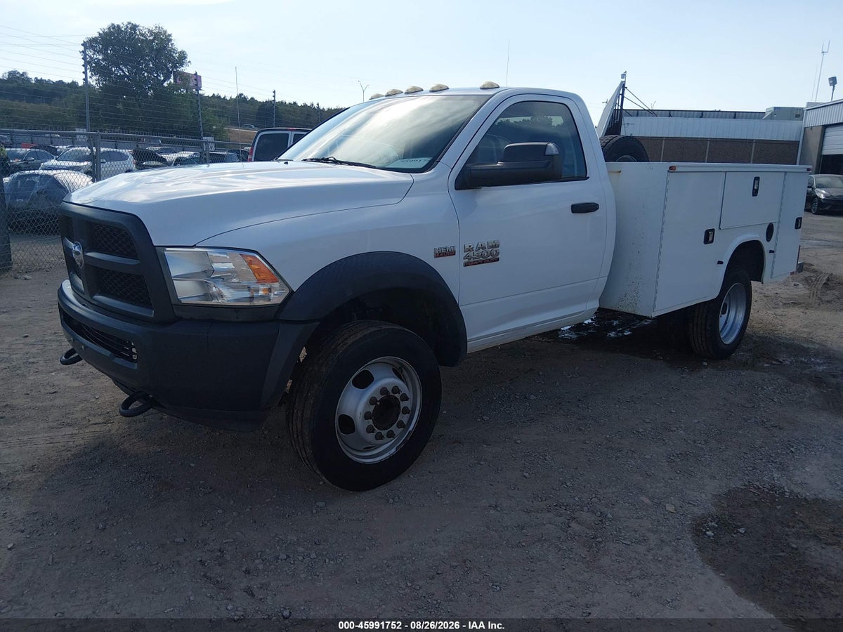2015 RAM 4500 CHASSIS TRADESMAN/SLT — снимка 2