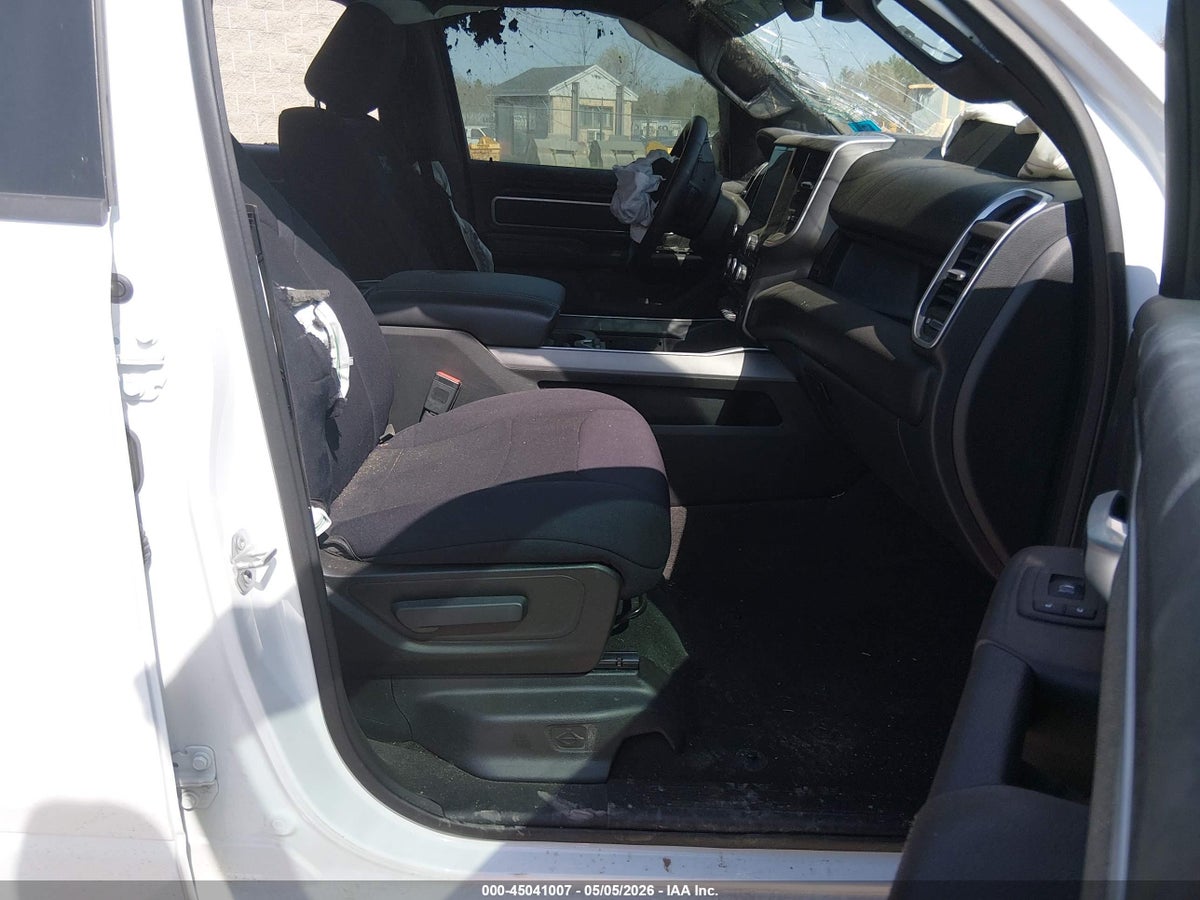 2022 RAM 1500 BIG HORN 4X4 6'4 BOX — снимка 5