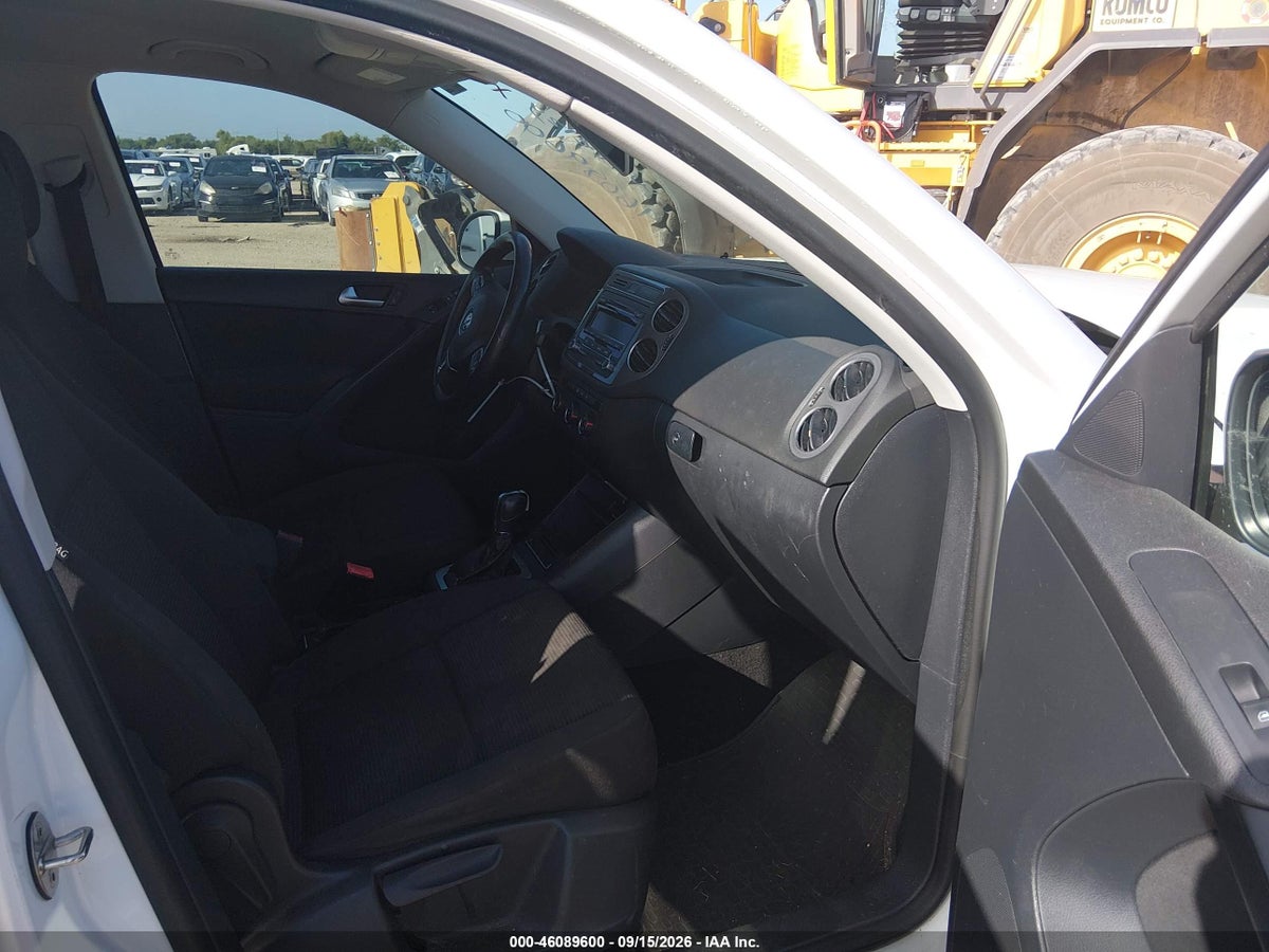 2014 VOLKSWAGEN TIGUAN S — снимка 5