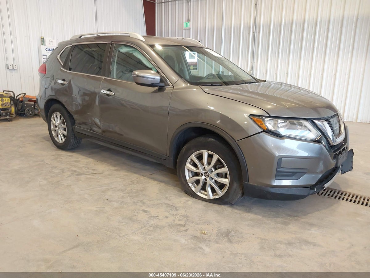 2017 NISSAN ROGUE SV