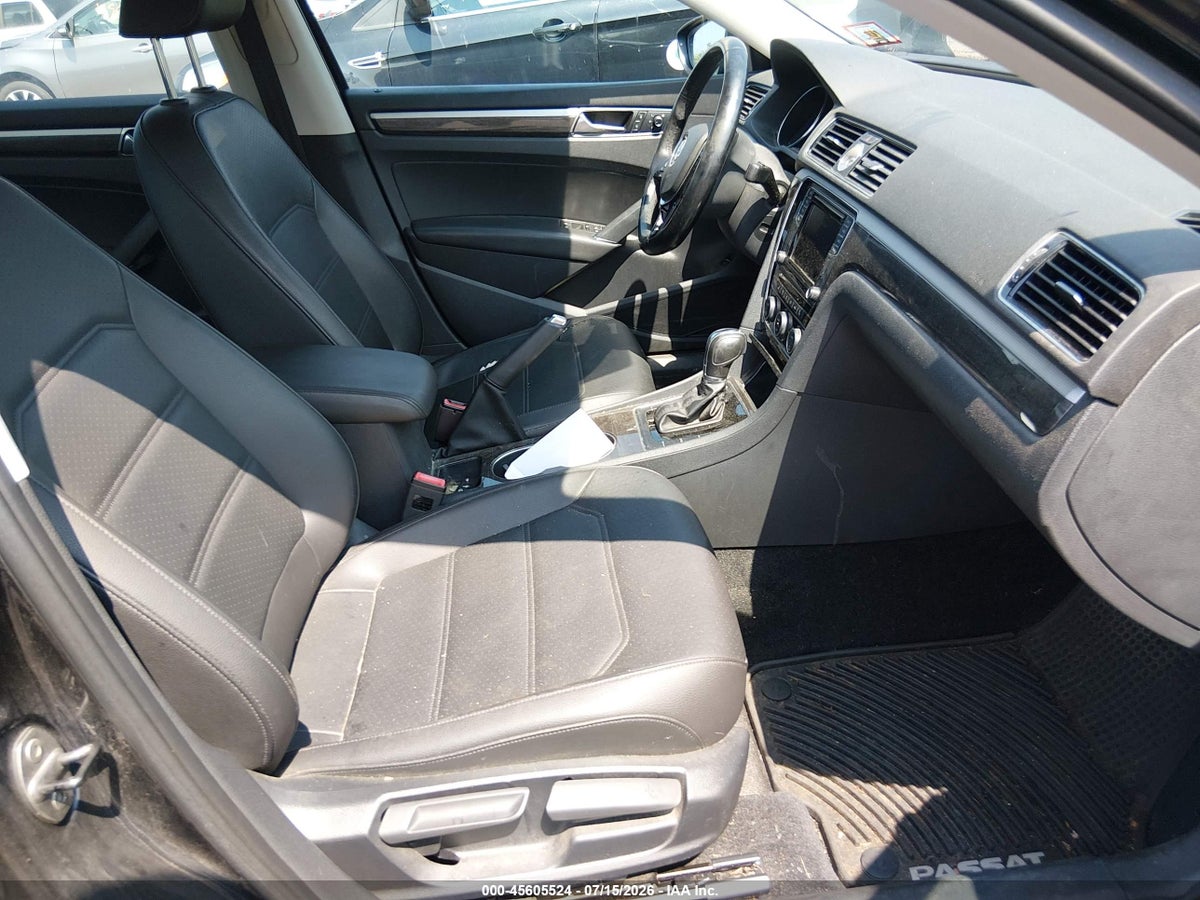2017 VOLKSWAGEN PASSAT 1.8T SE — снимка 5