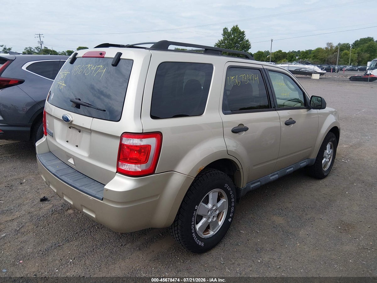 2010 FORD ESCAPE XLT — снимка 4