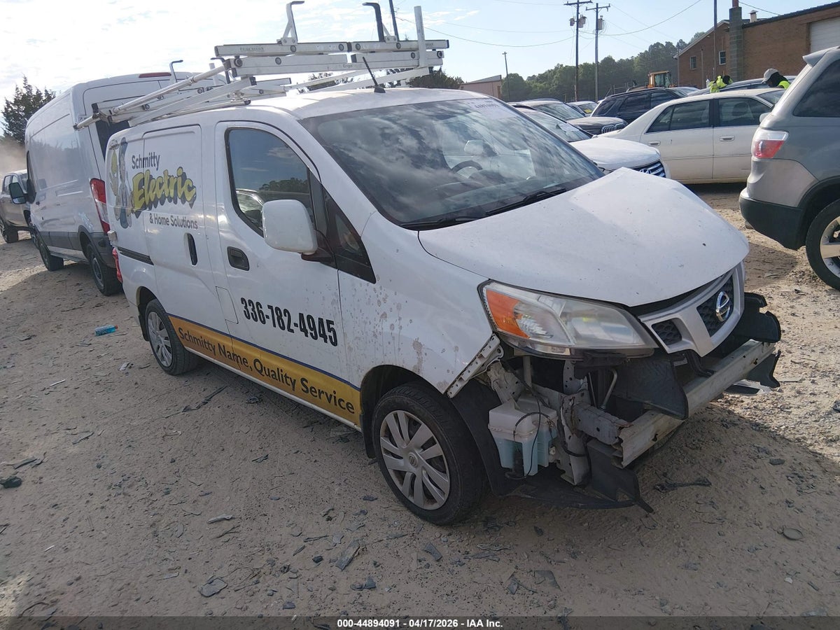 2017 NISSAN NV200 SV