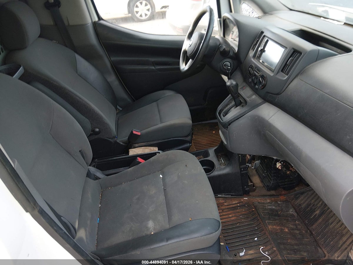 2017 NISSAN NV200 SV — снимка 5