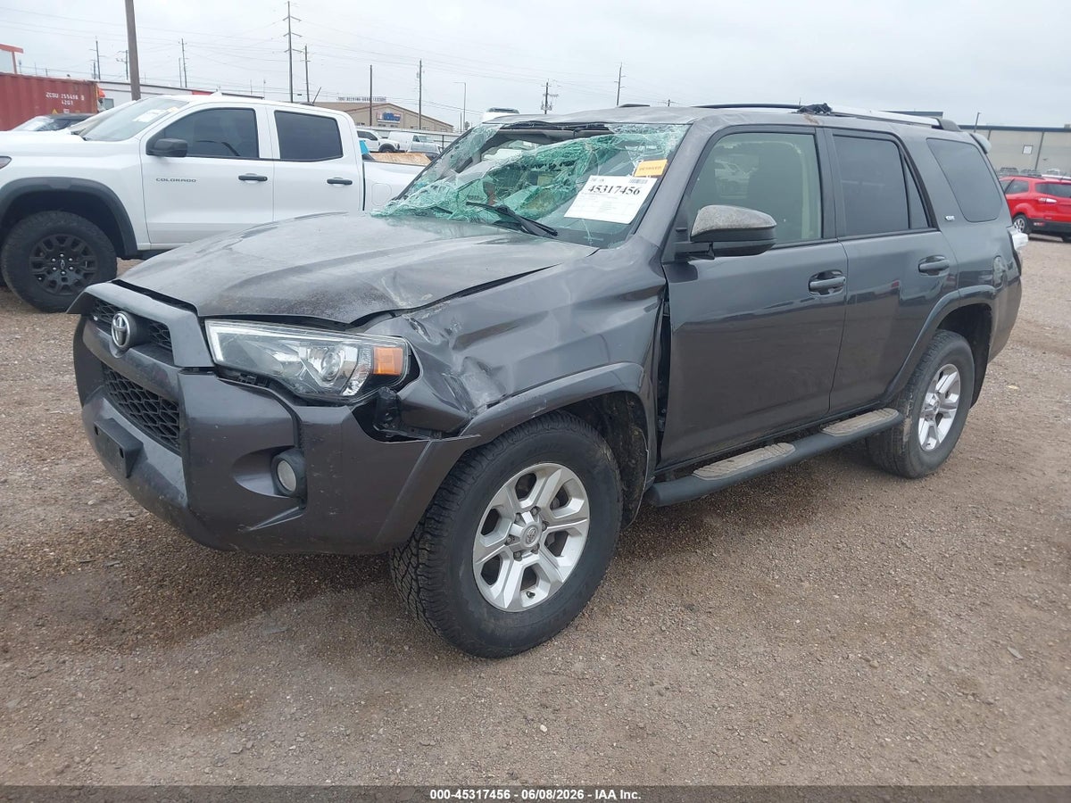 2019 TOYOTA 4RUNNER SR5 — снимка 2