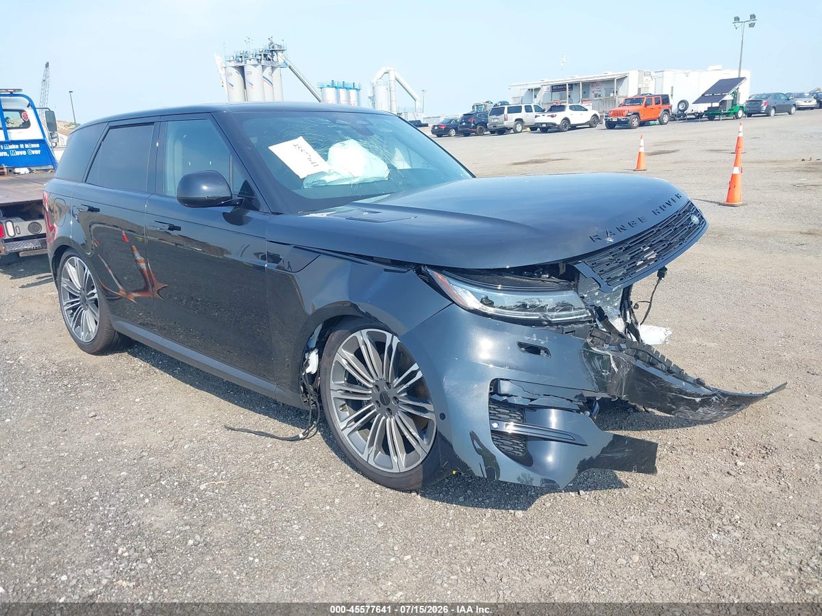 2026 LAND ROVER RANGE ROVER SPORT P360 SE